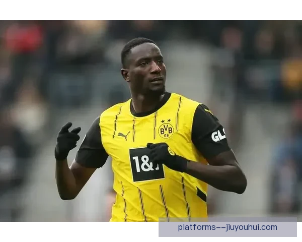 吉拉西德甲狂轰28球触发解约金成功加盟多特成新锋线利器